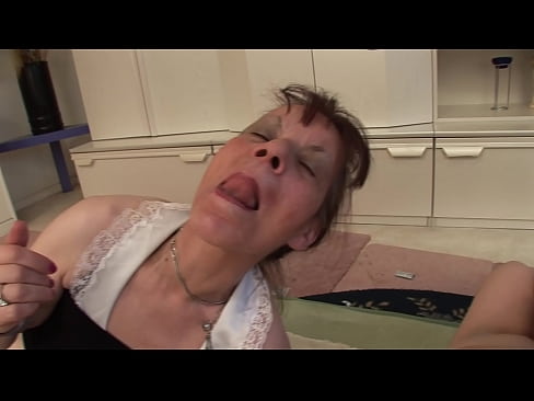 ❤️ Ogogo ababili nomkhulu oyedwa banabathathu Izocansi zasekhaya ku-zu.massagsaransk.ru ❌️❤